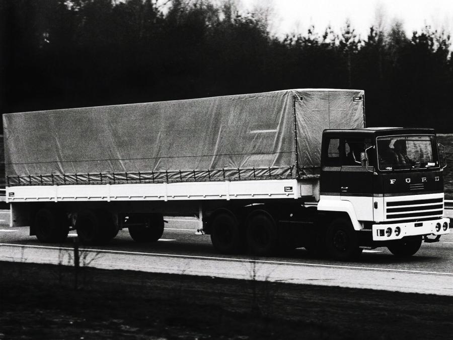  Ford Transcontinental HA4234 6x4 Tractor 1975 года  (UK) (фото 1 из 1)
